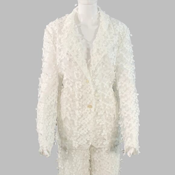 CYNTHIA ROWLEY Size M White Polyester Lace Peak Lapel Pantsuit - Picture 1 of 12